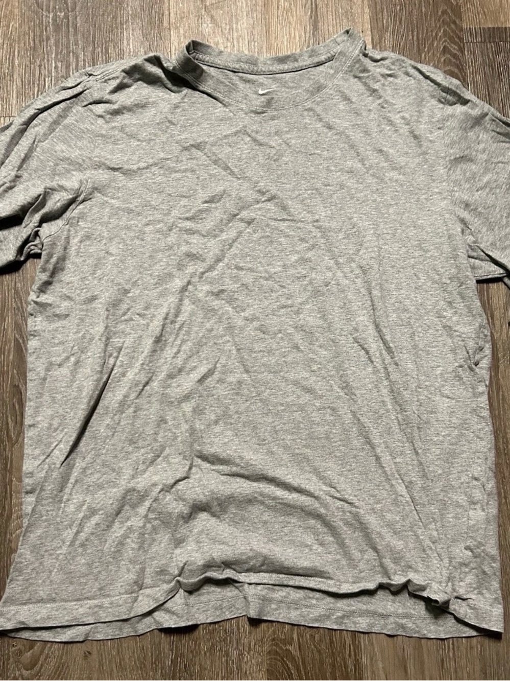 Men’s The Nike Tee Grey Short Sleeve T Shirt Size Large